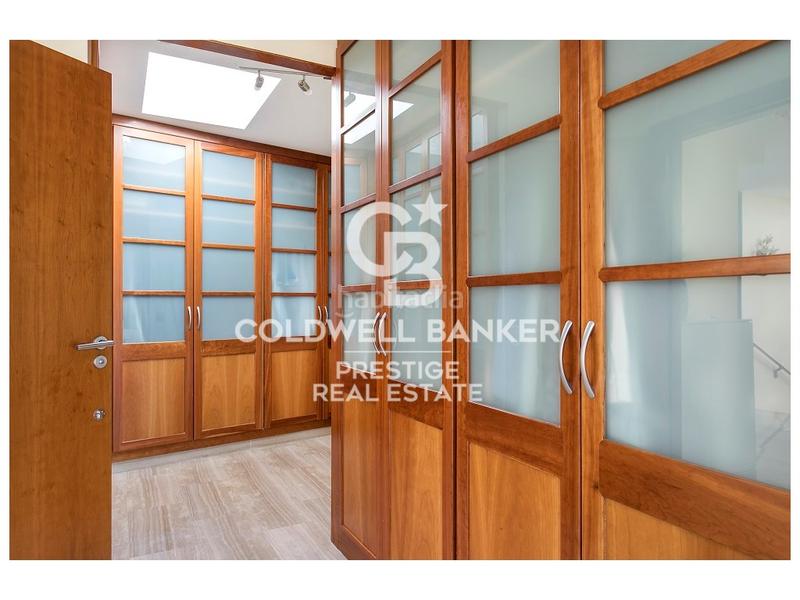 Foto 2e6722a4-76aa-423e-bd01-8f0f07ee1bcc. Rent house with parking in La Miranda Esplugues de Llobregat