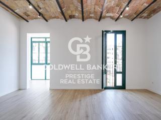 Flat  N/a. Piso reformado a estrenar en eixample esquerra