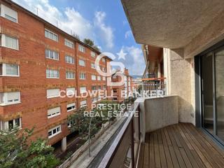 Piso  N/a. En venta piso en calle copérnico con parking y 2 terrazas  sant