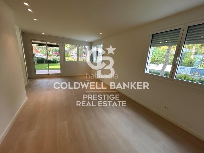 Foto 4d529fde-073c-41f3-a36a-39bbb50af27c. Rent ground floor with parking in Baixador Castelldefels