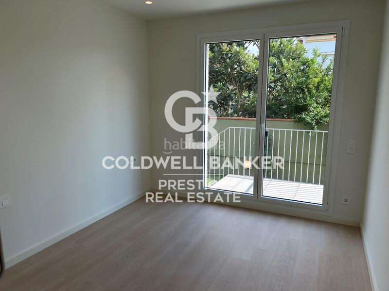 Foto a31f9507-f49f-42af-aec0-da9ea57f6494. Rent ground floor with parking in Baixador Castelldefels