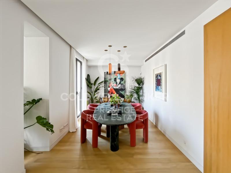 Foto 8e34851f-e752-4b40-9cdb-cfe27b0d448d. Etagenwohnung mit parking in Dreta de l´Eixample Barcelona