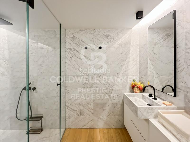 Foto a635eda6-d26a-4bad-b831-32ca0a1d86ae. Etagenwohnung mit parking in Dreta de l´Eixample Barcelona