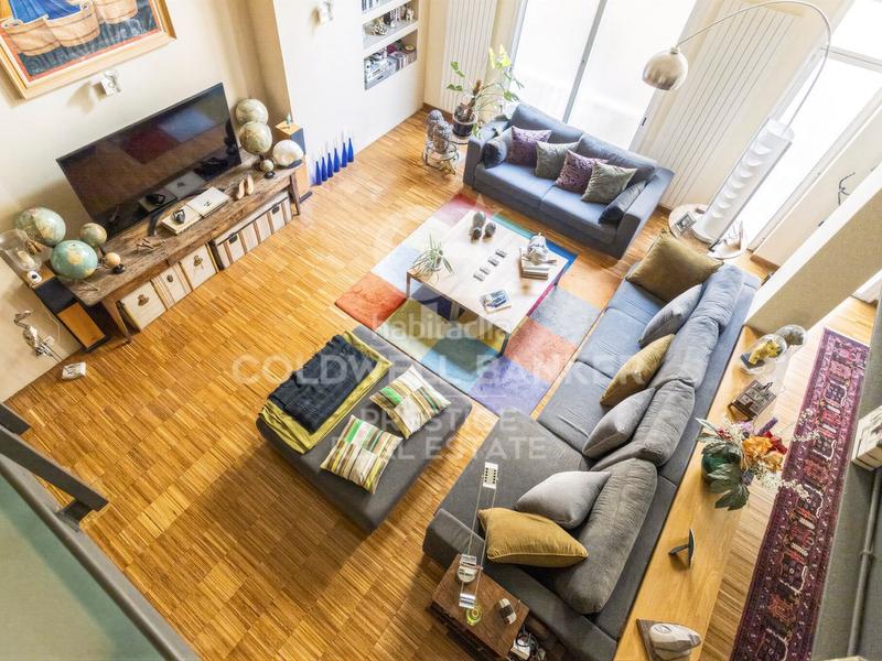 Foto e1781760-7a60-48bf-b9f2-b21e1b447aea. Loft  dúplex junto al park gell 265 m con parking y doble acceso en Barcelona