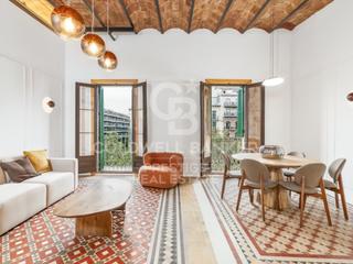 Appartement  Gran via corts catalanes. Piso alto estrenar en eixample izquierdo,barcelona