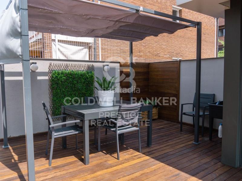 Foto 8486a7a7-8768-46e6-a019-e5700a8cf876. Casa amb aparcament a Montmar Castelldefels