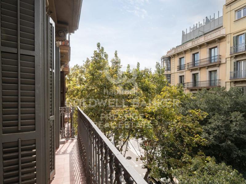 Foto 9d5c859b-8c3f-4b02-8e2c-36709d05ad90. Etagenwohnung in L´Antiga Esquerra de l´Eixample Barcelona