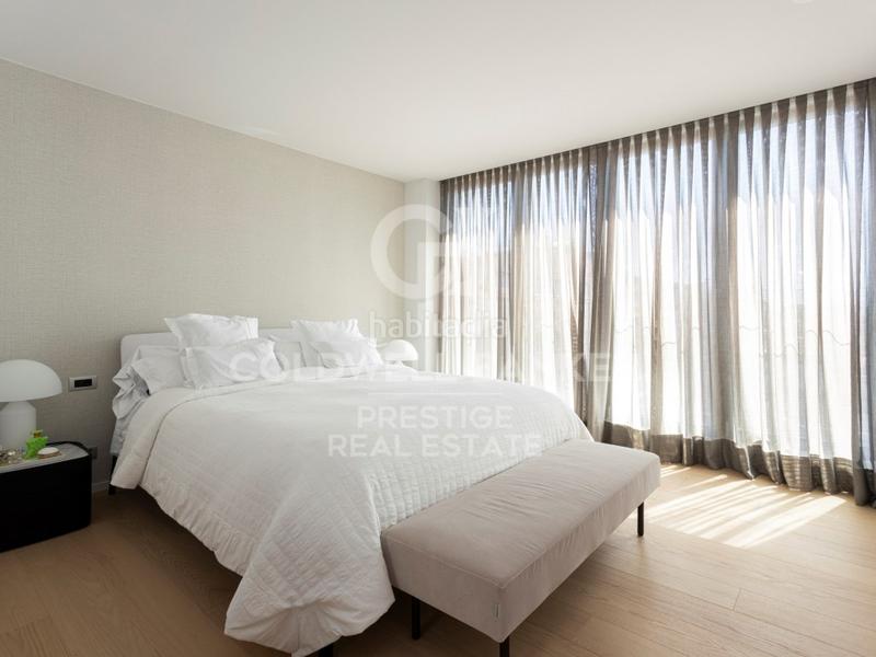 Foto 6b9a485b-51e1-4e42-af5c-94c9dc4d3a5b. Dachwohnung mit parking in Dreta de l´Eixample Barcelona