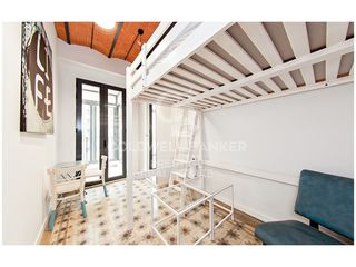 Flat  Carrer rosselló. Piso con posibilidades junto a casa de les punxes, barcelona