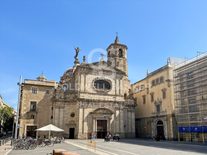 Foto 55f425d6-ddb5-4905-a214-0f8a84a81b53. Pis a Gòtic Barcelona
