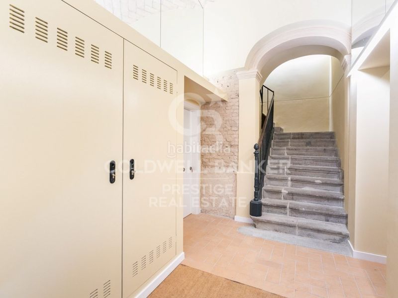 Foto 9872f063-8cb4-4b13-ae15-8f63d950fa8b. Pis a Gòtic Barcelona