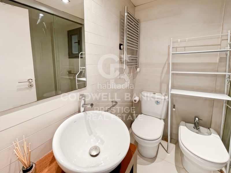 Foto ad5deed7-ea7c-4bc0-ab54-abe7afd35603. Pis amb aparcament a Barri de les Corts Barcelona