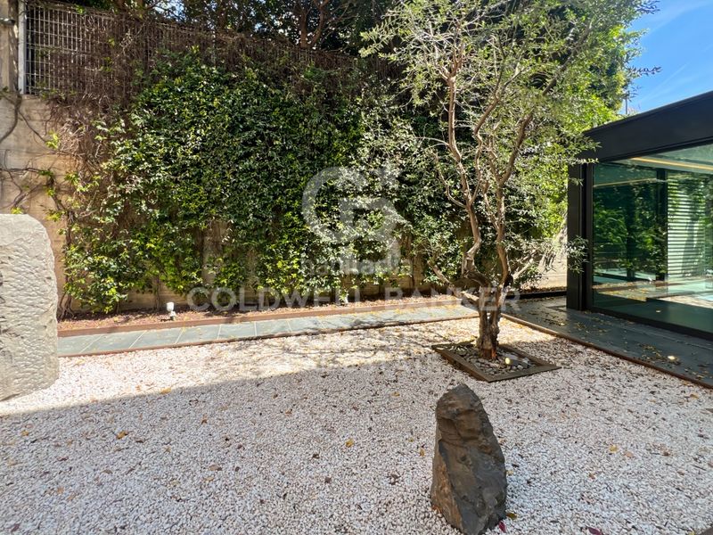 Foto 97d63cda-c6cc-4001-b4b2-d780cd7cdc9f. Casa amb aparcament piscina a Sant Gervasi - Bonanova Barcelona