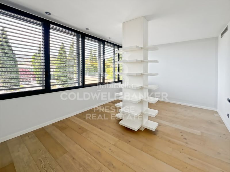 Foto e26f5473-9bfa-44ff-8db5-1be7aea21927. Casa amb aparcament piscina a Sant Gervasi - Bonanova Barcelona