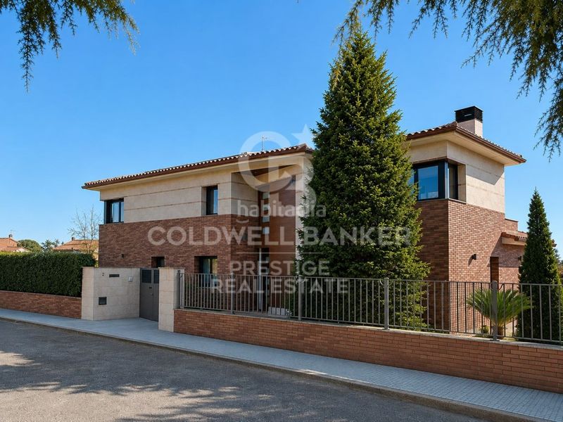 Foto bc2f1c89-219d-4417-ad44-6d78a3dbf759. Casa amb aparcament piscina a Can Violí - Can Poi del Bosc Garriga (La)
