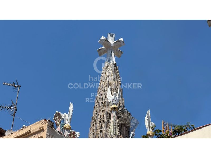 Foto d02fd4bc-64b6-48da-9017-c2ee02083ac5. Dúplex a Sagrada Família Barcelona