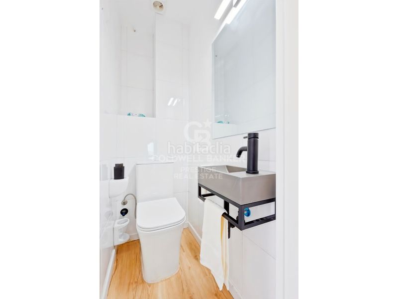Foto 187c5587-6511-4517-a65b-a07ac395fe92. Casa amb aparcament a La Miranda Esplugues de Llobregat