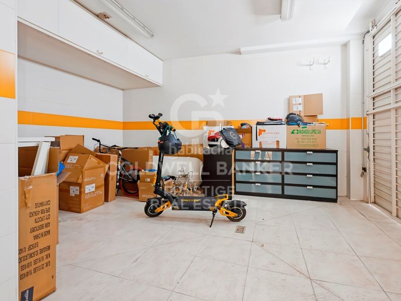 Foto 648b6d34-5859-4c95-8831-0aab291a81d7. Casa amb aparcament a La Miranda Esplugues de Llobregat