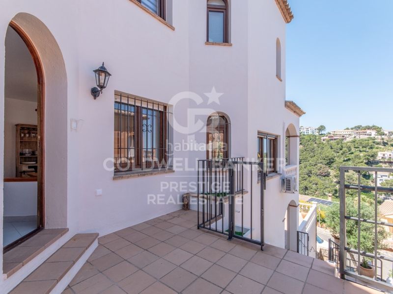 Foto 4fbe3762-22b1-4448-86ad-6ef8e8c30ba1. Casa amb aparcament a Begur Begur