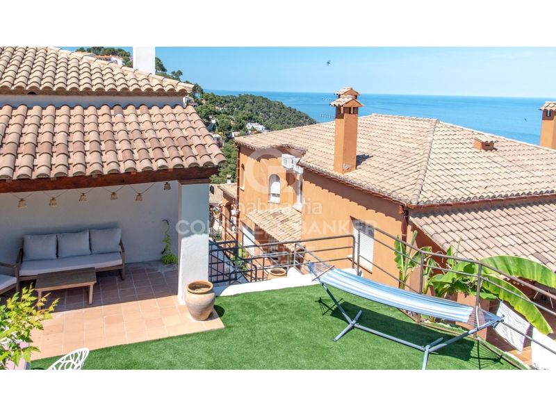 Foto b46ca673-ab29-4e6b-91a0-4c958c9ec3a1. Casa amb aparcament a Begur Begur