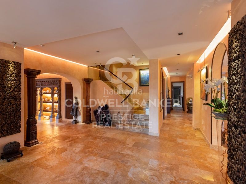 Foto afefe290-fa55-4d98-8d9b-51dac6e61e4a. Casa amb aparcament piscina a Can Girona - Terramar - Vinyet Sitges