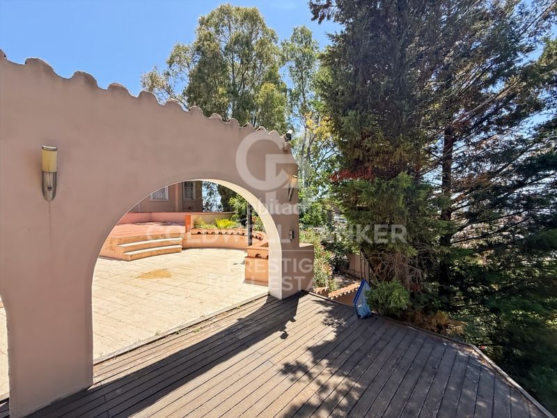 Foto aa6b3086-2df8-40a0-b73f-4215fc9464b4. Casa a La Miranda-Can Candeler Sant Just Desvern
