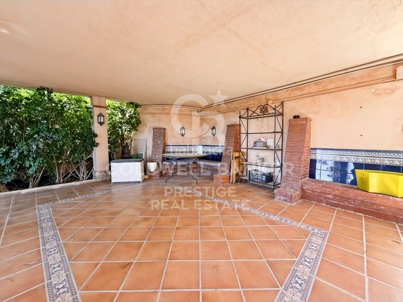 Foto f765d4cb-66a4-43eb-a638-de0e39303623. Casa a La Miranda-Can Candeler Sant Just Desvern
