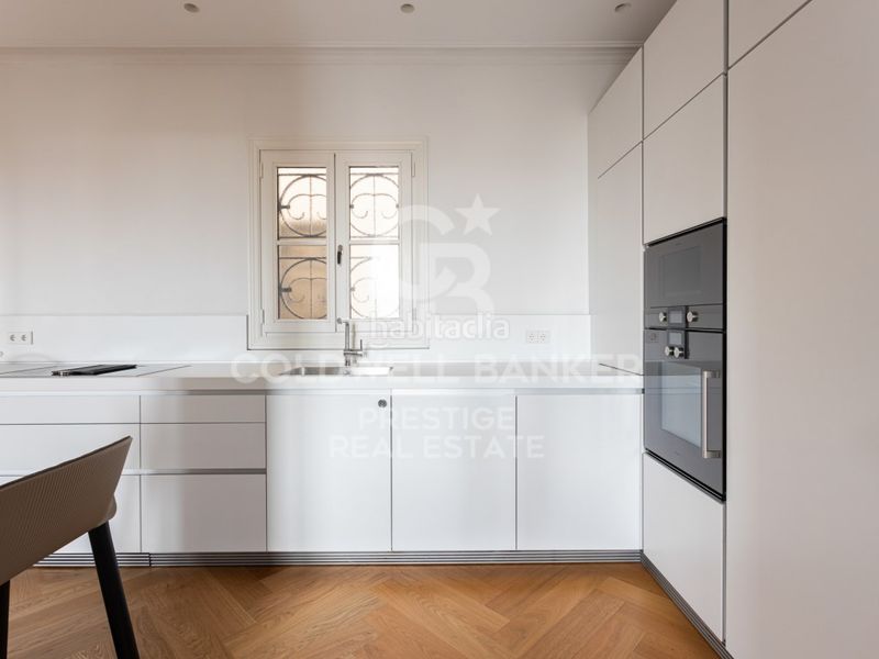 Foto acc203a0-b491-4004-aa85-4fb22c4cd8bd. Apartament amb piscina a Dreta de l´Eixample Barcelona