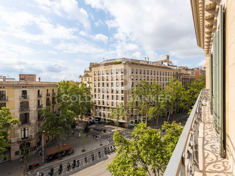 Foto fa19fa05-a5f9-480a-b383-a9ad0c9e13c5. Apartament amb piscina a Dreta de l´Eixample Barcelona