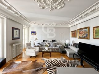 Pis a Dreta de l´Eixample. En venta piso modernista en casa bures  eixample derecho