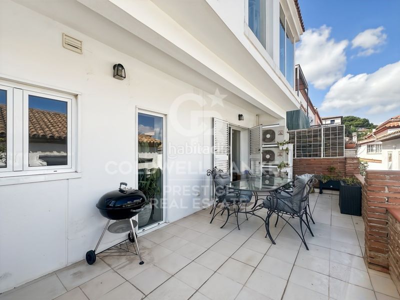 Foto b6f8aad3-d765-499d-83e0-abed6d9919e9. Casa a Pedralbes Barcelona