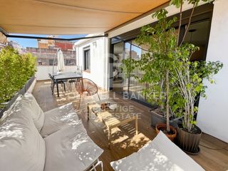 Penthouse  Calle guilleries. Atico reformado con 2 terrazas en vila de gracia