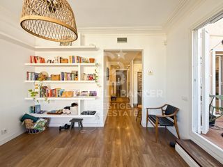 Etagenwohnung in Calle Bruc