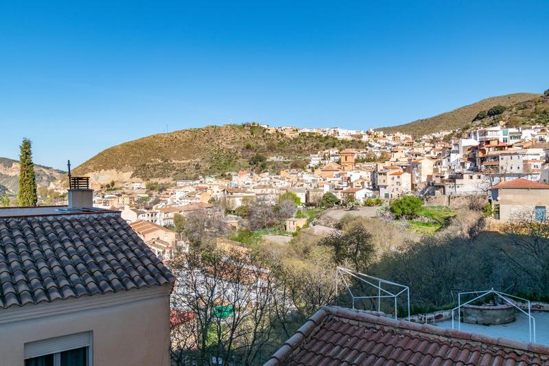 Foto ca11612d-66c9-4918-9106-1318b776cc6b. Local comercial local con 238m2 en centro de guejar sierra en Güéjar Sierra