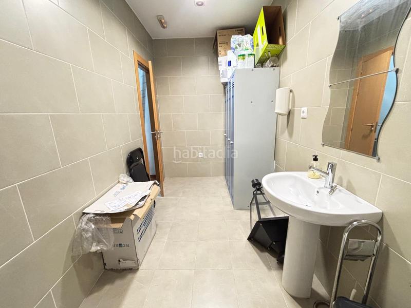 Foto 3beff778-67f0-412e-8db7-262501ed4643. Locale commerciale in San Antón Armilla