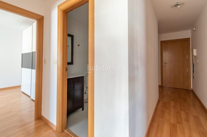 Foto 14c9bacb-3b90-47fb-b56d-c3cd67d3cb00. Piso oportunidad primera vivienda en la zubia, a pocos minutos de granada! en Zubia (La)
