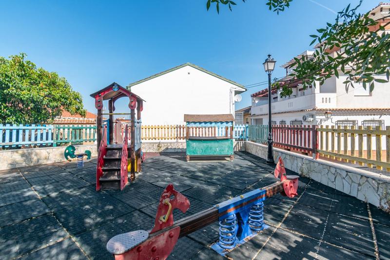 Foto a500361a-42b8-4598-aa89-1ce65d3b44b7. Piso oportunidad primera vivienda en la zubia, a pocos minutos de granada! en Zubia (La)