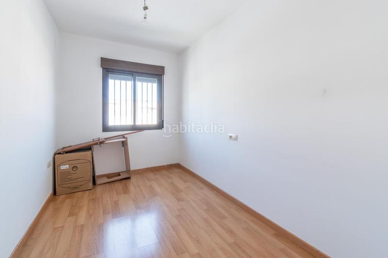 Foto e1470e65-d01c-4785-ae8d-8af12fb8d6e2. Piso oportunidad primera vivienda en la zubia, a pocos minutos de granada! en Zubia (La)