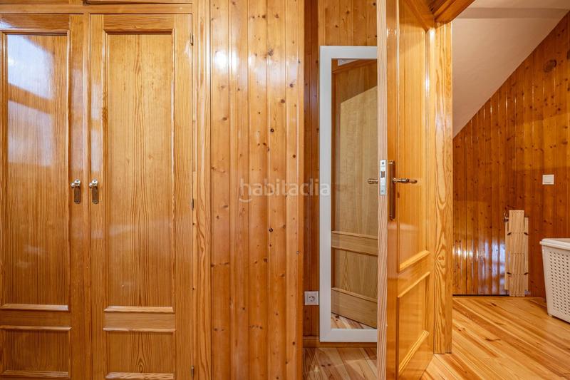 Foto e2dec9e0-63dd-454a-8043-387c03bd4282. Dúplex precioso dúplex totalmente reformado y con terraza en Sierra Nevada