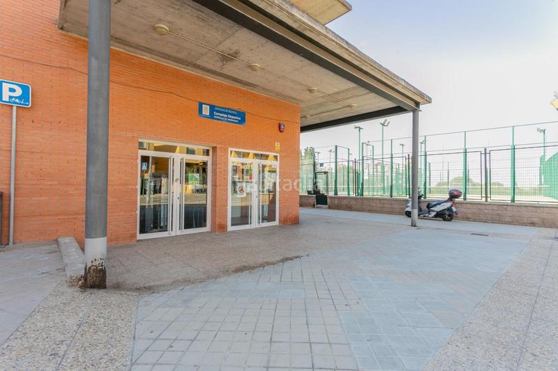 Foto 78eddb4e-fcc0-4e65-bce9-323d73a81fe7. Casa adossada amb calefacció aparcament a Cerrillo de Maracena - Periodistas Granada