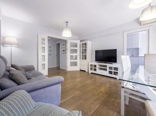 Appartement  Calle palencia. Piso reformado con aparcamiento incluido en vergeles.