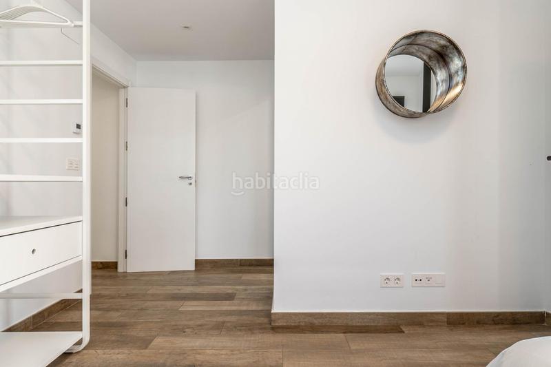 Foto 50a71406-11cf-4535-879b-fa637eee3b6f. Piso en calle jose luis perez pujadas piso premium con piscina y garaje en zona forum junto a la ciudad de la justicia en Granada