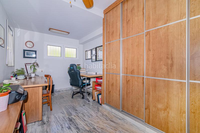 Foto 657da665-16a8-4484-9e4e-137184325777. Doppelhaus mit heizung parking pool in Jun