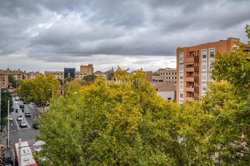 Foto ef37a4bf-9697-401e-a92d-60a3bea374e3. Piso  en planta alta con vistas despejadas en Granada