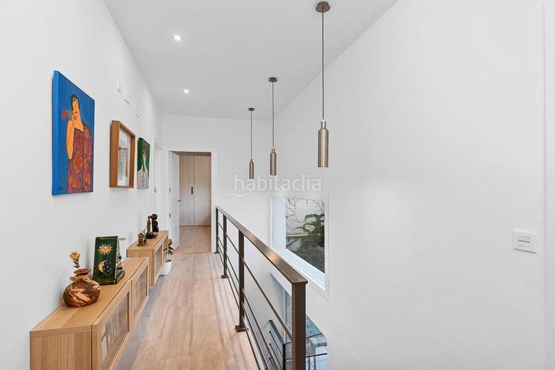 Foto 3ba5e1be-c4cf-46aa-b070-fa5453639807. Maison jumelée avec parking piscine dans Rosaleda - Juventud Granada