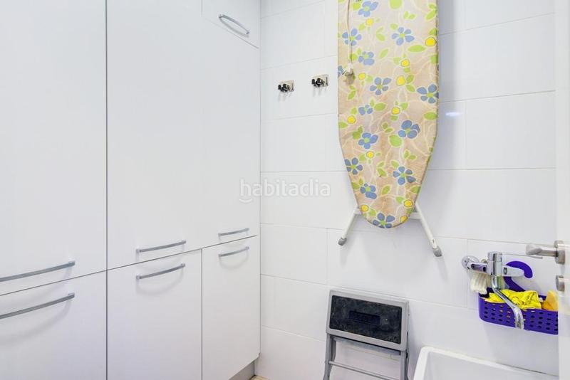 Foto ce436e53-79ec-40c0-8087-2222308ad574. Maison jumelée avec parking piscine dans Rosaleda - Juventud Granada