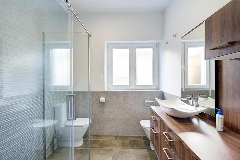 Foto e49548d0-ac9e-4149-b319-8b6bbfbe4898. Maison jumelée avec parking piscine dans Rosaleda - Juventud Granada