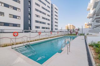 Pis a Calle filólogo julio casares 12. Venta de piso nuevo a estrenar de 4 dormitorios en residencial l