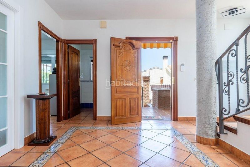 Foto 15a6b84c-9b6e-4752-b072-5ed95e2de98d. Chalet in calle calle reina sofía 31 in Villa de Otura