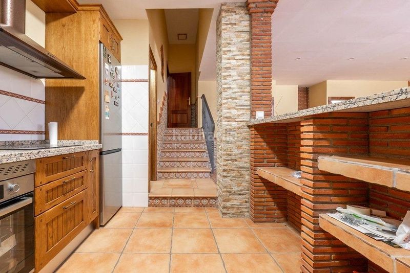 Foto a8c6e458-bad7-4e15-9092-d75c4d706999. Chalet in calle calle reina sofía 31 in Villa de Otura